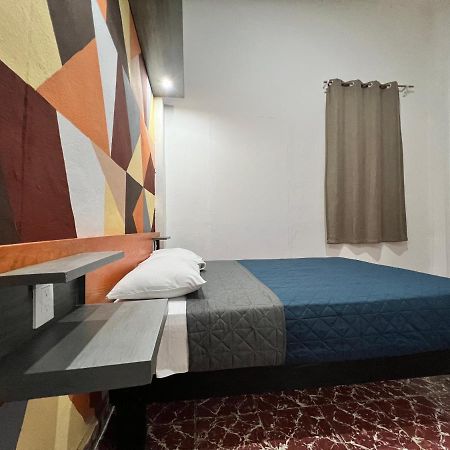 Bed and Breakfast Casa Aura à Morelia Extérieur photo